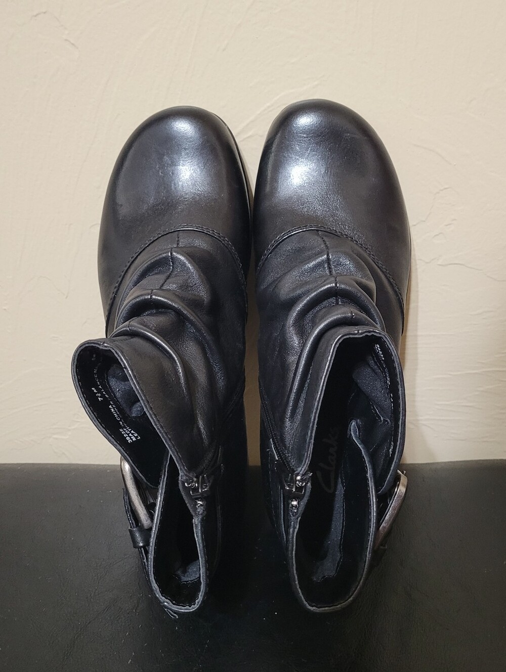 Clarks Women's Chris Sydney Ankle Boots Size 7.5M - Picture 7 of 7
